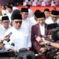 Wamenag Romo Muhammad Syafi'i dan Menag Nasaruddin Umar setelah Apel Hari Santri 2025, Rabu (22/10/2025). (Foto: Kemenag)