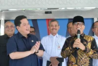 Menpora RI Erick Thohir menerima kunjungan Mendes PDT Yandri Susanto di Graha Kemenpora, Selasa (21/10) pagi. (Foto: Bagus/Kemenpora)