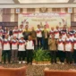 Ketua terpilih, Prof. Ahmad Wira, M.Si, Ph.D, foto bersama dengan jajaran pengurus. (Foto: Dok. Humas PELTI)