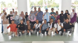 Wali Kota Pariaman, Yota Balad melepas peserta program magang dan pelatihan intensif di Pasim Sukabumi, Jumat (24/10/2025). (Foto: Kominfo Pariaman)