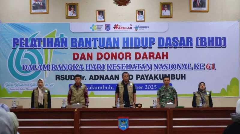 Pemko Payakumbuh menggelar Pelatihan Bantuan Hidup Dasar dan Donor Darah dalam rangka Hari Kesehatan Nasional di Aula Ngalau Indah, Lantai III Balai Kota Payakumbuh, Jumat (31/10/2025). (Foto: Pemko Payakumbuh)