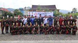 Wali Kota Padang Fadly Amran saat peringatan Hari Sumpah Pemuda ke-97 di Lapangan Upacara Balai Kota Aia Pacah, Selasa (28/10/2025). 