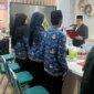 Penjabat Sekdakab Dharmasraya, Drs. Jasman Dt Bandaro Bendang, MM melantik sejumlah pejabat administrator dan fungsional di lingkungan Pemkab Dharmasraya, Jumat (24/10/2025). (Foto: Kominfo Dharmasraya)