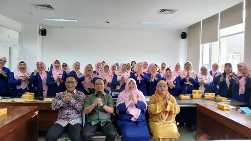 Gabungan Organisasi Wanita (GOW) Padang menggelar Rapat Kerja Gabungan di Kantor DPRD Padang, Kamis (16/10/2025). (Foto: Diskominfo Padang)