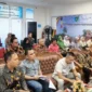 Wakil Bupati Pessel, Risnaldi Ibrahim (nomor empat dari kiri) saat menghadiri secara daring Penilaian Kinerja Stunting yang digelar Pemprov Sumbar. (Foto: Dok. Kominfo)