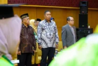 Wakil Wali Kota Pariaman, Mulyadi menghadiri Wisuda Sarjana Angkatan XVII STIA BNM Pariaman, di Basko Hotel Padang, Sabtu (11/10/2025). (Foto: Kominfo Pariaman)