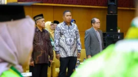 Wakil Wali Kota Pariaman, Mulyadi menghadiri Wisuda Sarjana Angkatan XVII STIA BNM Pariaman, di Basko Hotel Padang, Sabtu (11/10/2025). (Foto: Kominfo Pariaman)
