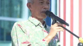 Mantan Sekda Pessel, Mawardi Roska saat menyampaikan sambutan. (Foto: Dok. Kominfo)