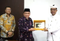 Wakil Wali Kota Padang Maigus Nasir melakukan kunjungan studi tiru ke Dinas Pemajuan Masyarakat Adat Provinsi Bali, Rabu (1/10/2025). (Foto: Prokopim Padang)