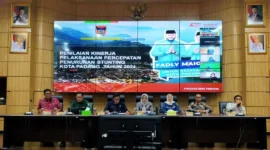 Kegiatan Penilaian Kinerja Pelaksanaan Aksi Konvergensi Percepatan Penurunan Stunting di Balai Kota Padang, Kamis (2/10/2025). (Foto: FB Diskominfo Padang)