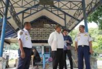 Wali Kota Padang Panjang Hendri Arnis meninjau Terminal Bukit Surungan dalam rangkaian sidak ke Dishub. (Foto: Kominfo Padang Panjang)