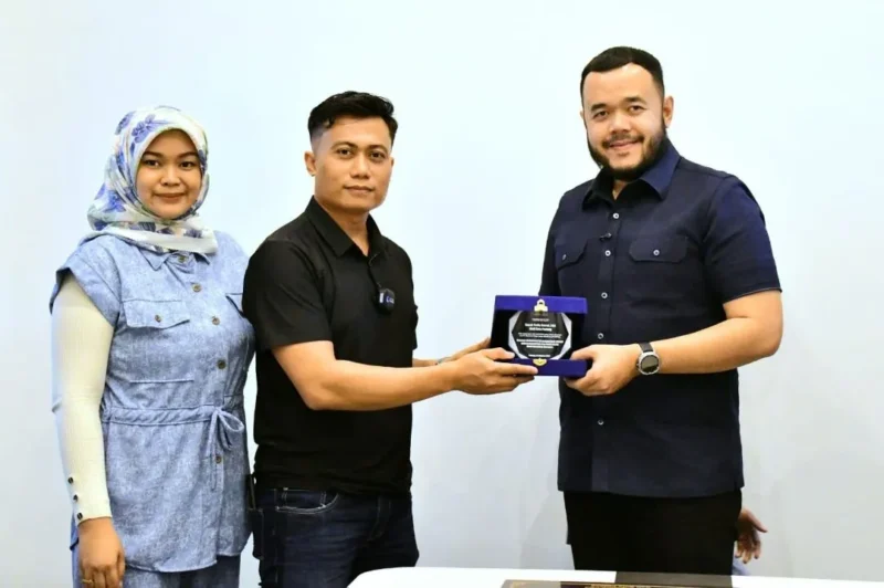 Wali Kota Padang, Fadly Amran menyambut baik kehadiran PT KRIS di Padang. (Foto: Prokopim Padang)