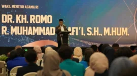 Wakil Menteri Agama Romo R. Muhammad Syafi’I membuka Kongres PMMBN di Jakarta, Minggu (26/10/2025). (Foto: Kemenag)
