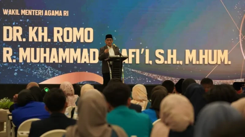 Wakil Menteri Agama Romo R. Muhammad Syafi’I membuka Kongres PMMBN di Jakarta, Minggu (26/10/2025). (Foto: Kemenag)