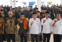 Wakil Wali Kota Padang, Maigus Nasir membuka FGD KAN se-Kota Padang di Palanta Kediaman Resmi Wali Kota Padang, Rabu (29/10/2025). (Foto: Prokopim Padang)