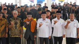 Wakil Wali Kota Padang, Maigus Nasir membuka FGD KAN se-Kota Padang di Palanta Kediaman Resmi Wali Kota Padang, Rabu (29/10/2025). (Foto: Prokopim Padang)