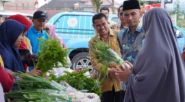 Wakil Wali Kota Padang Panjang, Allex Saputra meninjau GPM di Masjid Taqwa Muhammadiyah, Kamis (16/10/2025). (Foto: Kominfo Padang Panjang)