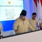 Presiden Prabowo Subianto meluncurkan Program Digitalisasi Pembelajaran untuk Indonesia Cerdas di SMPN 4 Kota Bekasi, Jawa Barat, Senin (17/11/2025). (Foto: BPMI Setpres)