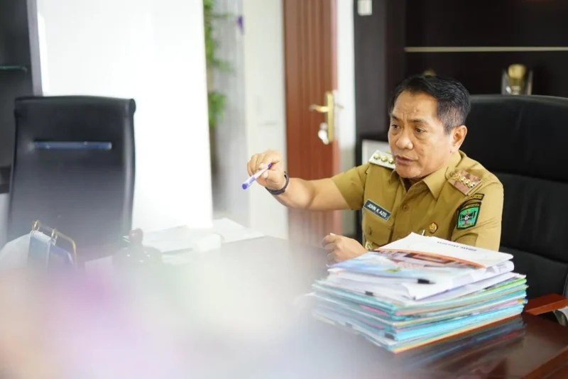 Bupati Padang Pariaman John Kenedy Azis menetapkan Status Tanggap Darurat untuk seluruh wilayah kabupaten. (Foto: Kominfo Padang Pariaman)