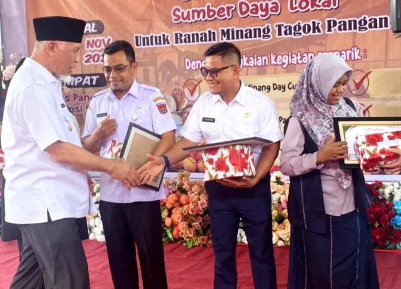 Kabupaten Padang Pariaman menorehkan prestasi membanggakan di ajang Lomba Smart Food B2SA yang digelar Dinas Pangan Sumbar, Rabu (5/11). (Foto: Kominfo Padang Pariaman)