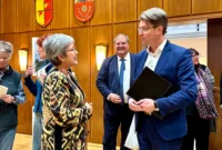 Wali Kota Hildesheim, Ingo Meyer dalam acara Malam Indonesia di Rathaus, Gedung Wali Kota Hildesheim, Jerman Utara, Kamis (30/10/2025). (Foto: FB Diskominfo Padang)