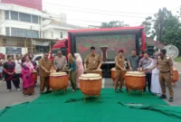 Sekdako Padang Andree Algamar membuka Alek Nagari Berok Nipah pada Selasa (11/11/2025). (Foto: Diskominfo Padang)