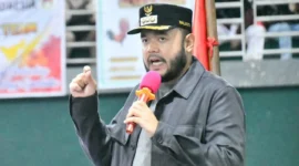 Wali Kota Padang Fadly Amran meliburkan siswa yang ada di Kota Padang. (Foto: Prokopim Padang)