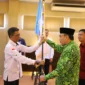 Wakil Wali Kota Padang, Maigus Nasir melantik pengurus LPM Kelurahan Surau Gadang periode 2025-2030 di auditorium Universitas Mercubaktijaya, Sabtu (1/11/2025). (Foto: Prokopim Padang)