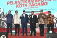 Wali Kota Padang, Fadly Amran menghadiri pelantikan BPC HIPMI Kota Padang periode 2025–2028 di Grand Basko Hotel Padang, Senin (10/11/2025). (Foto: Prokopim Padang)