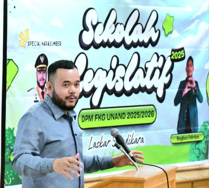 Wali Kota Padang, Fadly Amran menjadi narasumber dalam seminar 