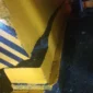 Jembatan Siteba mengalami keretakan pada bagian sambungan antara badan jembatan dan jalan. (Foto: WAG Pusdalops BPBD Padang)