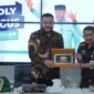 Wali Kota Padang Fadly Amran menerima kunjungan silaturahmi Kajari Padang yang baru, Koswara di Rumah Dinas Wali Kota, Kamis (6/11/2025). (Foto: Prokopim Padang)