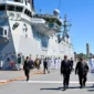 PM Australia Anthony Albanese bersama Presiden Prabowo Subianto di atas kapal HMAS Canberra, Garden Island Naval Base, Australia. (Foto: BPMI Setpres)