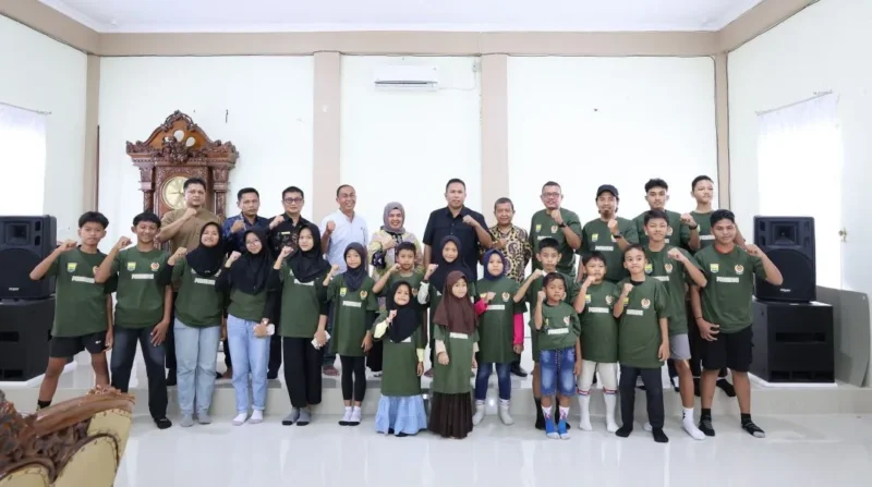 Wakil Wali Kota Pariaman, Mulyadi menerima kunjungan tim Porserosi Kota Pariaman pada Kamis (20/1/2025). (Foto: Kominfo Pariaman)