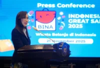 Menteri Pariwisata Widiyanti Putri Wardhana dalam sambutannya pada Press Conference BINA Indonesia Great Sale 2025 di Balairung Soesilo Soedarman, Gedung Sapta Pesona, Jakarta, Jumat (21/11/2025). (Foto: Kemenpar)