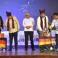 Wali Kota Padang Fadly Amran bersama Direktur Pembinaan Kelembagaan Vokasi dan Pemagangan Kemnaker RI, Abri Danar Prabawa dan lainnya membuka secara resmi Padang Job Fair 2025 di Gedung Bagindo Aziz Chan Youth Center, Rabu (12/11/2025).