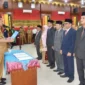 Wali Kota Pariaman, Yota Balad, melantik empat Pejabat Eselon II dan dua Pejabat Administrator di Aula Balai Kota Pariaman, Senin (4/11/2025). (Foto: Kominfo Pariaman)