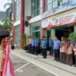Wakil Bupati Pessel, Risnaldi Ibrahim melepas Kontingen Pramuka Pessel ke Raimuna Daerah VII Sumbar. (Foto: Dok. Prokopim)