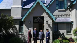 Presiden Prabowo Subianto melakukan pertemuan tête-à-tête dengan PM Australia Anthony Albanese di Kirribilli House, Sydney, pada Rabu (12/11/2025). (Foto: BPMI Setpres)