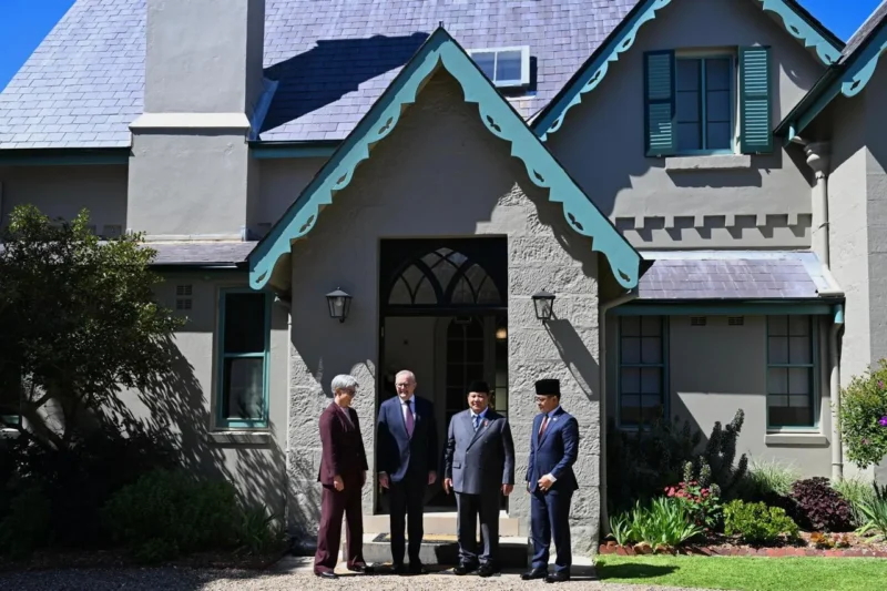 Presiden Prabowo Subianto melakukan pertemuan tête-à-tête dengan PM Australia Anthony Albanese di Kirribilli House, Sydney, pada Rabu (12/11/2025). (Foto: BPMI Setpres)