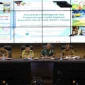Wakil Wali Kota Padang Maigus memimpin Rapat Koordinasi Persiapan Pembentukan Koperasi Kelurahan Merah Putih Kota Padang, di Ruang Abu Bakar Ja’ar, Balai Kota Padang, Senin (3/11/2025). (Foto: Prokopim Padang)