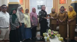 TP-PKK Kota Padang Panjang melaksanakan studi tiru ke Kota Palembang, Sumatera Selatan, Selasa (18/11/2025). (Foto: Kominfo Padang Panjang)