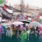 Wakil Wali Kota, Allex Saputra berorasi pada Aksi Bela Palestina dan Konser Amal di Lapangan Chatib Sulaiman Bancalaweh, Minggu (23/11/2025). (Foto: Kominfo Padang Panjang)