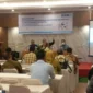 
Pj Sekdakab Pessel, Evafauza Yuliasman, SE MSi, Datuak Tigo Lareh saat menyampaikan sambutan. (Foto: Dok. Diskominfo)
