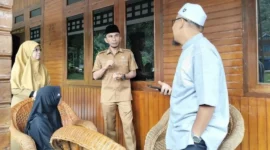 Wakil Wali Kota, Allex Saputra meninjau kegiatan TC di Mifan Waterpark, Senin (18/11/2025). (Foto: Kominfo Padang Panjang)