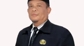 
Ustad Sapta Kardeni, Pimpinan Pondok Pesantren Khairatul Hasanah Muhammadiyah Lakitan. (Foto: Dok. Sapta)
