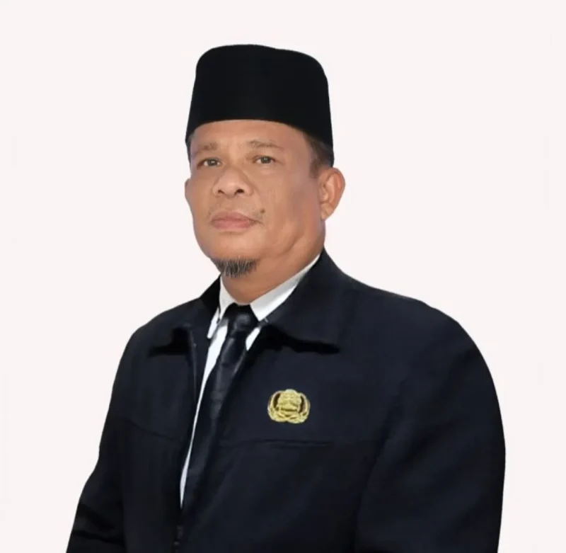 
Ustad Sapta Kardeni, Pimpinan Pondok Pesantren Khairatul Hasanah Muhammadiyah Lakitan. (Foto: Dok. Sapta)
