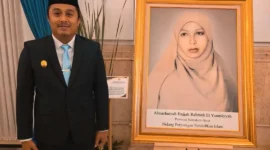 Wagub Sumbar Vasko Ruseimy menghadiri upacara penganugerahan Pahlawan Nasional Rahmah El Yunusiyah di Istana Negara, Jakarta, Senin (10/11/2025). (Foto: ADPSB)