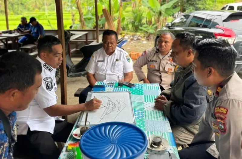 Pemkab Pessel bergerak cepat menyiapkan langkah relokasi bagi warga yang terdampak bencana di Kecamatan Bayang Utara. (Foto: Ist)