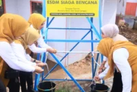 DWP Kementerian ESDM membangun sumur bor di Padang Pariaman untuk menjawab kebutuhan air bersih pengungsi banjir dan longsor. (Foto: Kominfo Padang Pariaman)